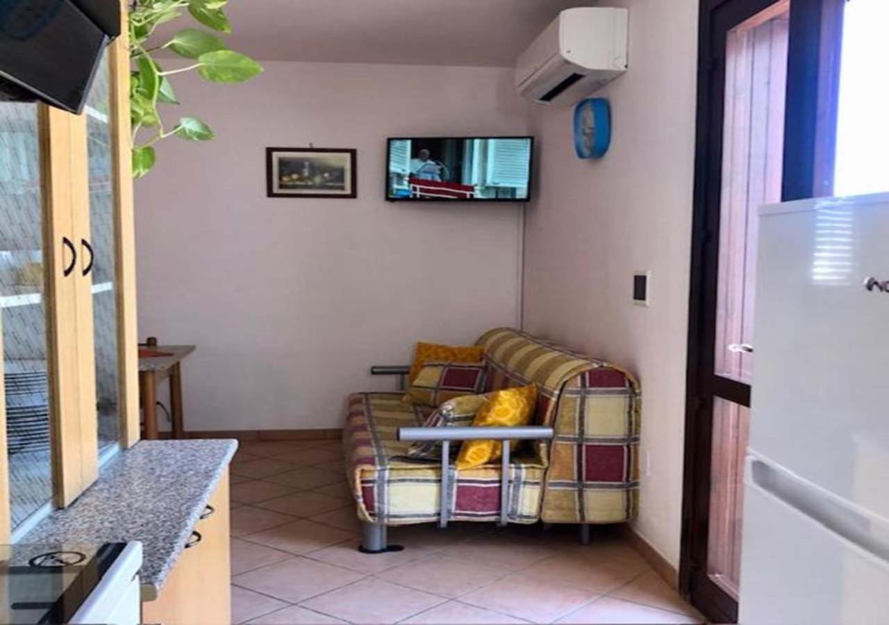 Odegos Appartamento Matilda Roca Buitenkant foto
