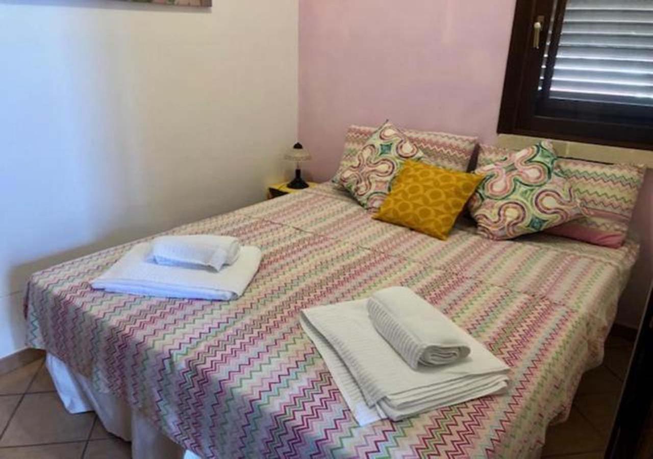 Odegos Appartamento Matilda Roca Buitenkant foto